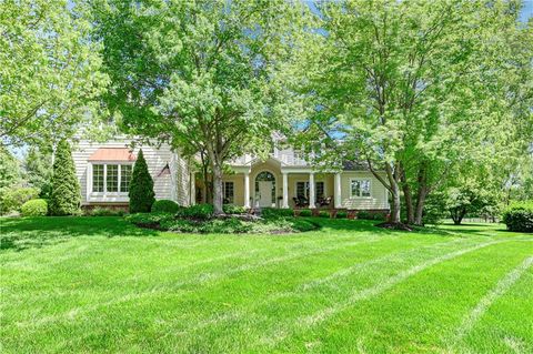16819 S Highland Ridge Drive Loch Lloyd MO 64012