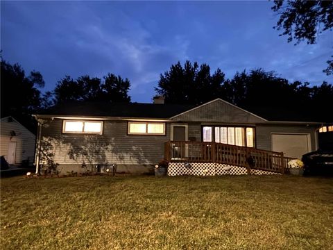 11405 Greenwood Road Kansas City MO 64134