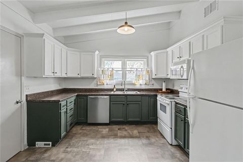 Tiny photo for 706 W Brown Street, Liberty, MO 64068 (MLS # 2614461)