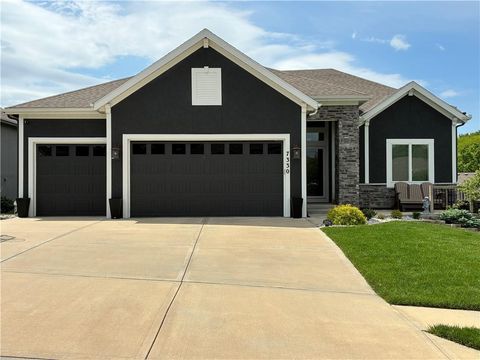 7330 NW Forest Lakes Drive Parkville MO 64152