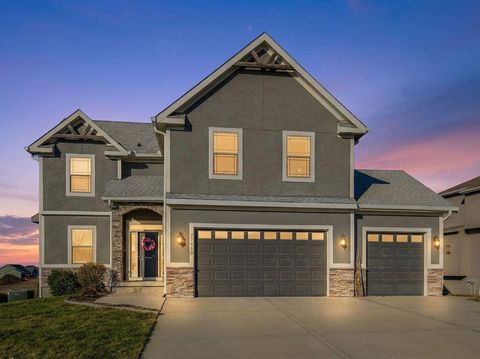 Photo of 27810 E 133rd Court, Lees Summit, MO 64086 (MLS # 2617608)