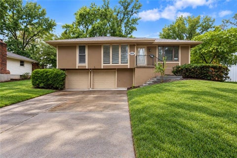 12816 Winchester Avenue, Grandview, MO 64030 - #: 2644691