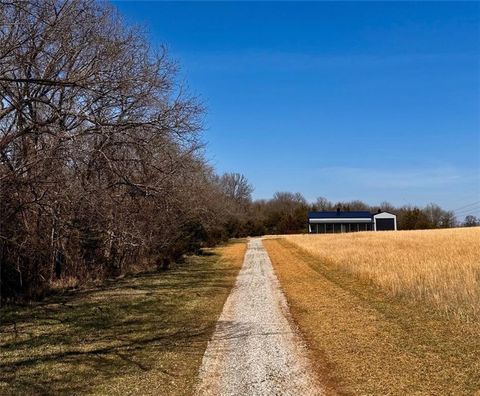 MLS: 2612396
