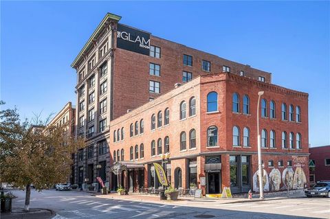 Photo of 308 W 8th Street #100, Kansas City, MO 64105 (MLS # 2578230)