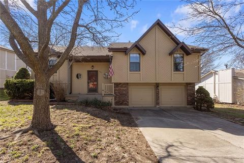 305 SE Bent Tree Drive, Blue Springs, MO 64014 - MLS#: 2612668