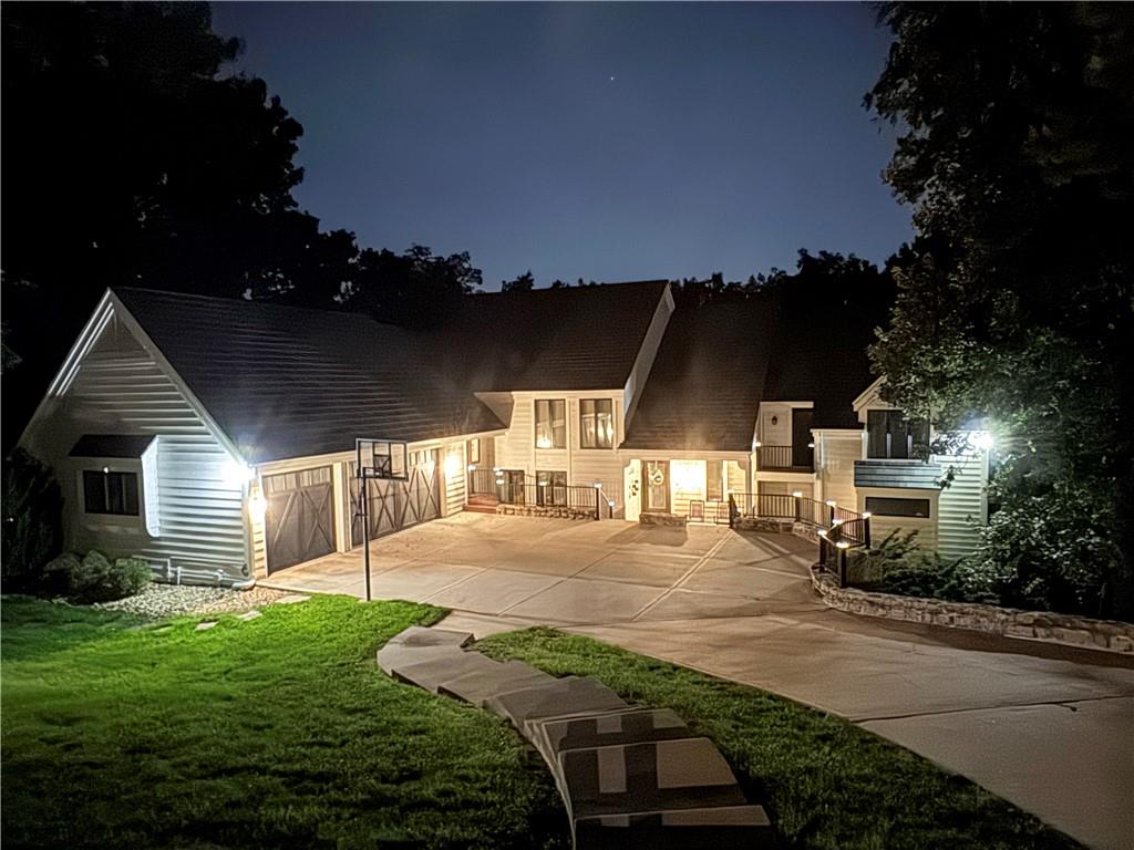 12108 Catalina Street