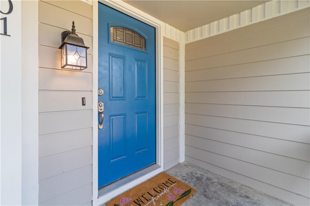 2101 NW Hidden Pointe Court
