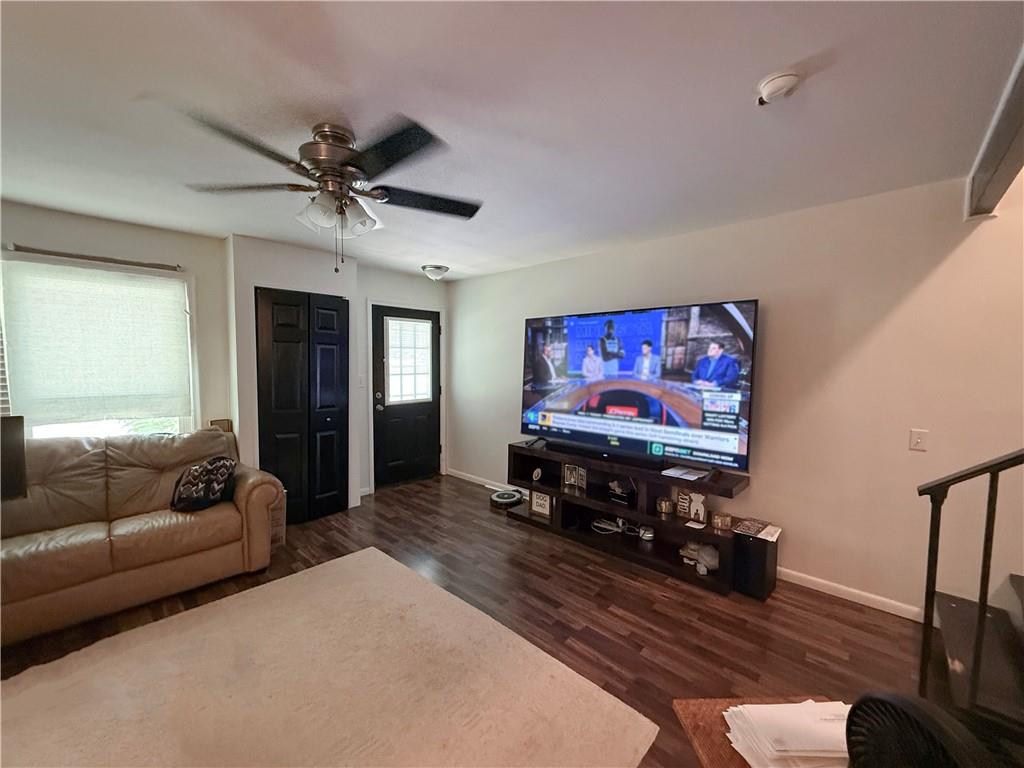 6521 W 49th Street