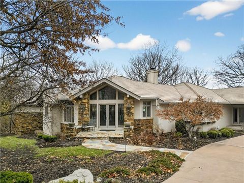 11615 Mohawk Lane Leawood KS 66211