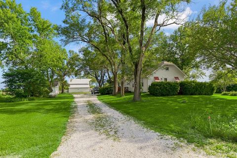 Photo of 1945 N 900th Road, Eudora, KS 66025 (MLS # 2627851)