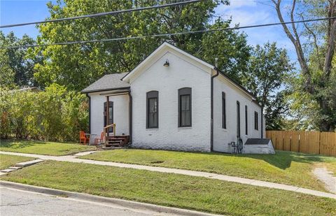 506 N Washington Avenue, Warrensburg, MO 64093 - #: 2575207