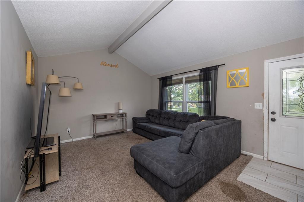 804 NE 104TH Terrace