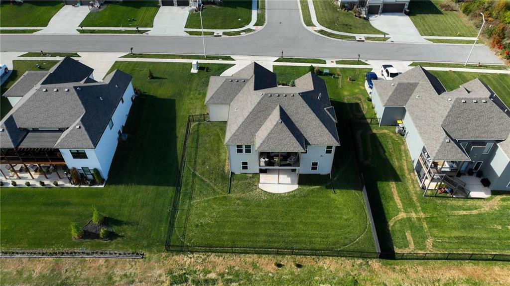 11827 N Manning Avenue