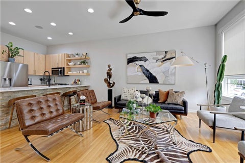 Photo of 514 Oak Street, Kansas City, MO 64106 (MLS # 2641073)