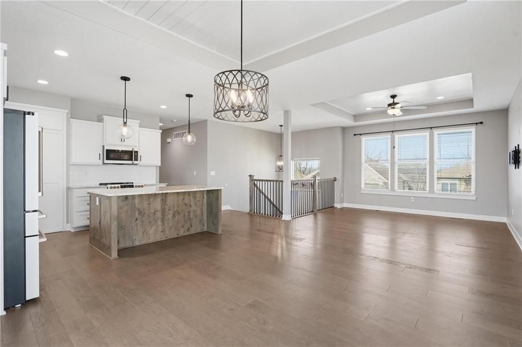 Photo of 1411 Norfolk Drive, Harrisonville, MO 64701 (MLS # 2608475)