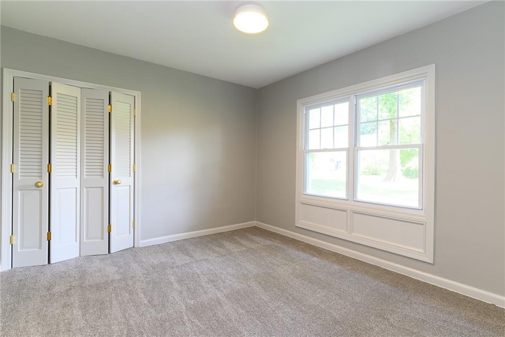 Olathe, Kansas 66061, United States, 3 Bedrooms Bedrooms, ,2 BathroomsBathrooms,Residential,Pending,196519