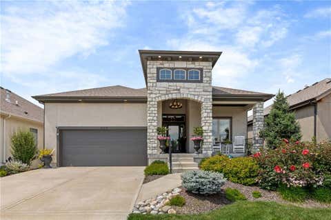 Photo of 15278 W 173rd Street, Olathe, KS 66062 (MLS # 2630445)