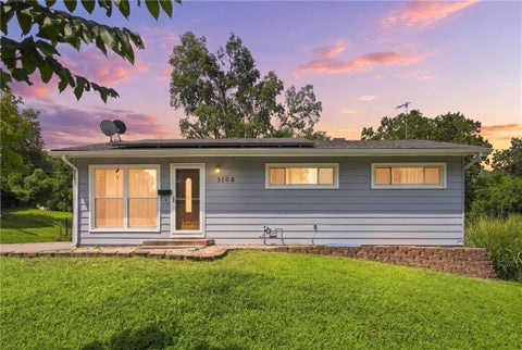 Photo of 3106 N Union Street, Independence, MO 64050 (MLS # 2645159)