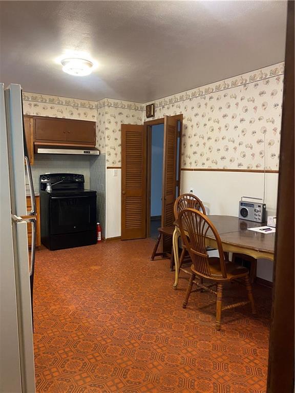 Independence, Missouri 64052, United States, 2 Bedrooms Bedrooms, ,1 BathroomBathrooms,Residential,Active,226439