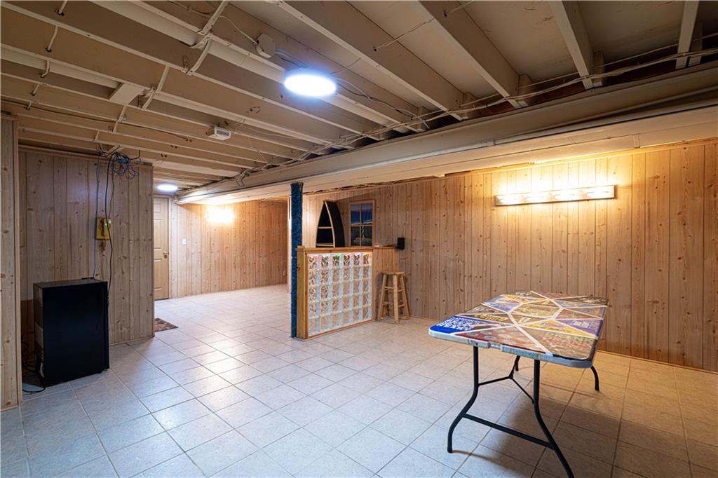 St Joseph, Missouri 64506, United States, 4 Bedrooms Bedrooms, ,3 BathroomsBathrooms,Residential,Pending,141615