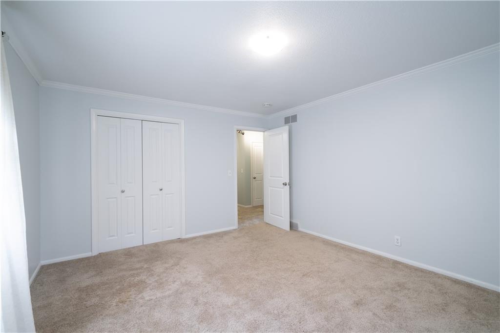 St Joseph, Missouri 64506, United States, 4 Bedrooms Bedrooms, ,3 BathroomsBathrooms,Residential,Pending,141615