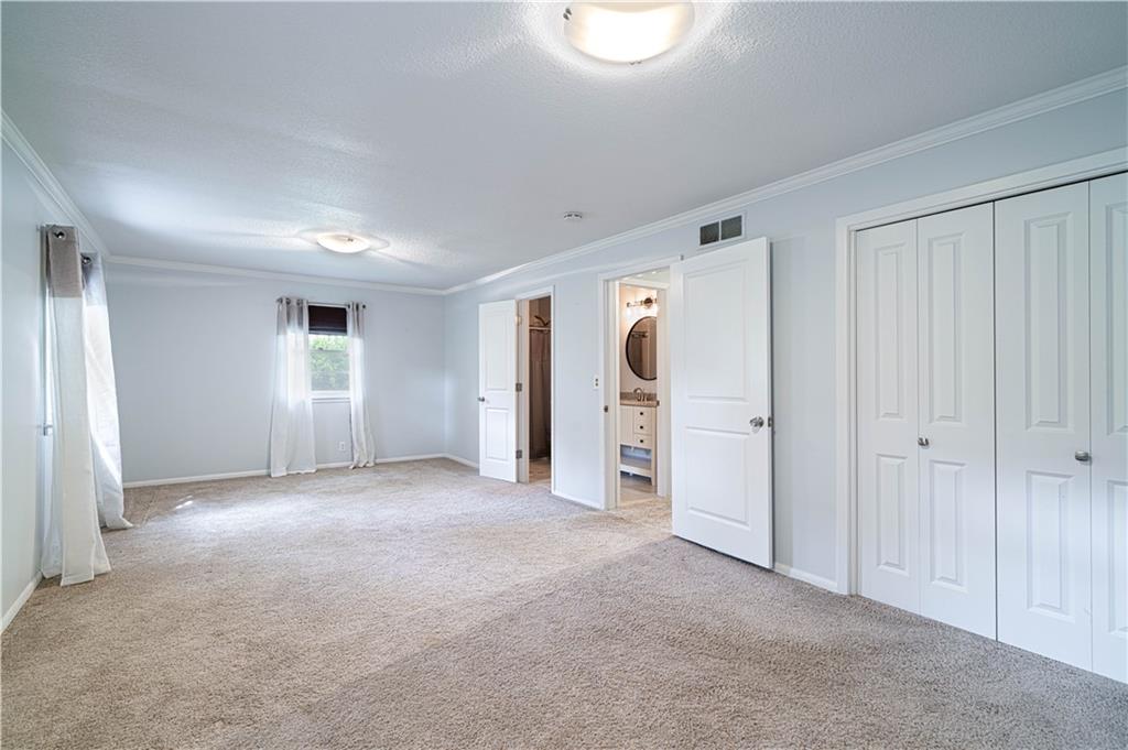 St Joseph, Missouri 64506, United States, 4 Bedrooms Bedrooms, ,3 BathroomsBathrooms,Residential,Pending,141615