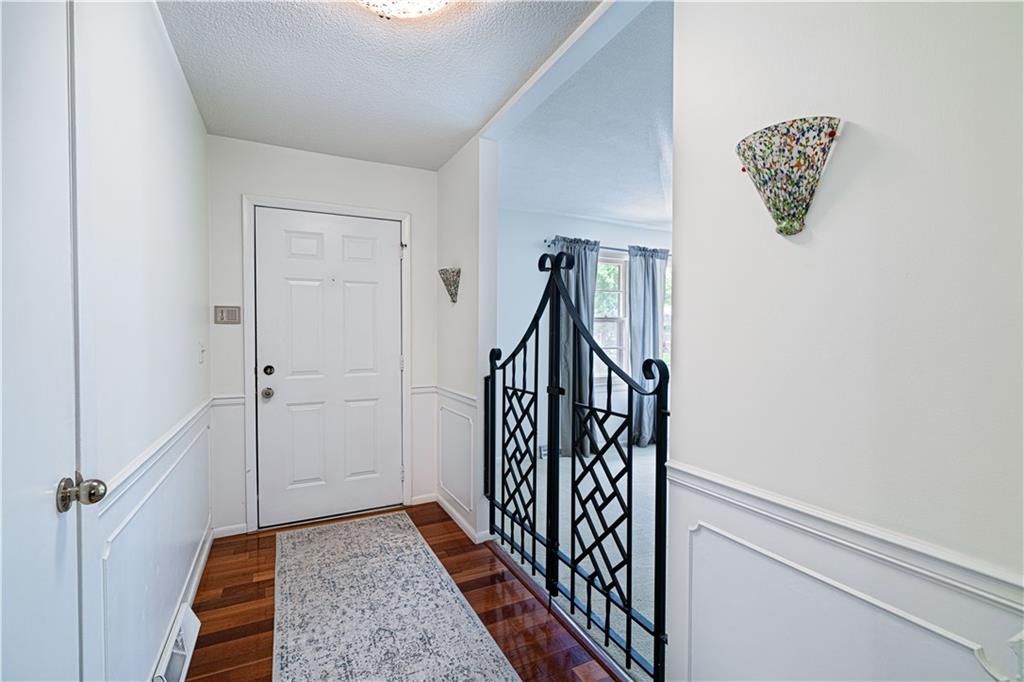 St Joseph, Missouri 64506, United States, 4 Bedrooms Bedrooms, ,3 BathroomsBathrooms,Residential,Pending,141615