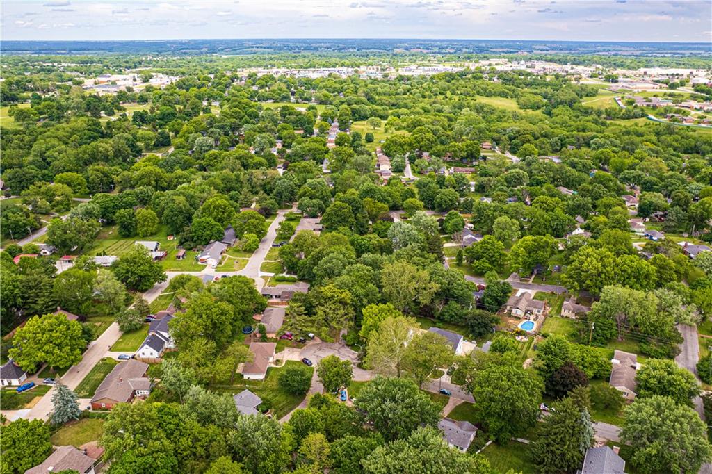 St Joseph, Missouri 64506, United States, 4 Bedrooms Bedrooms, ,3 BathroomsBathrooms,Residential,Pending,141615