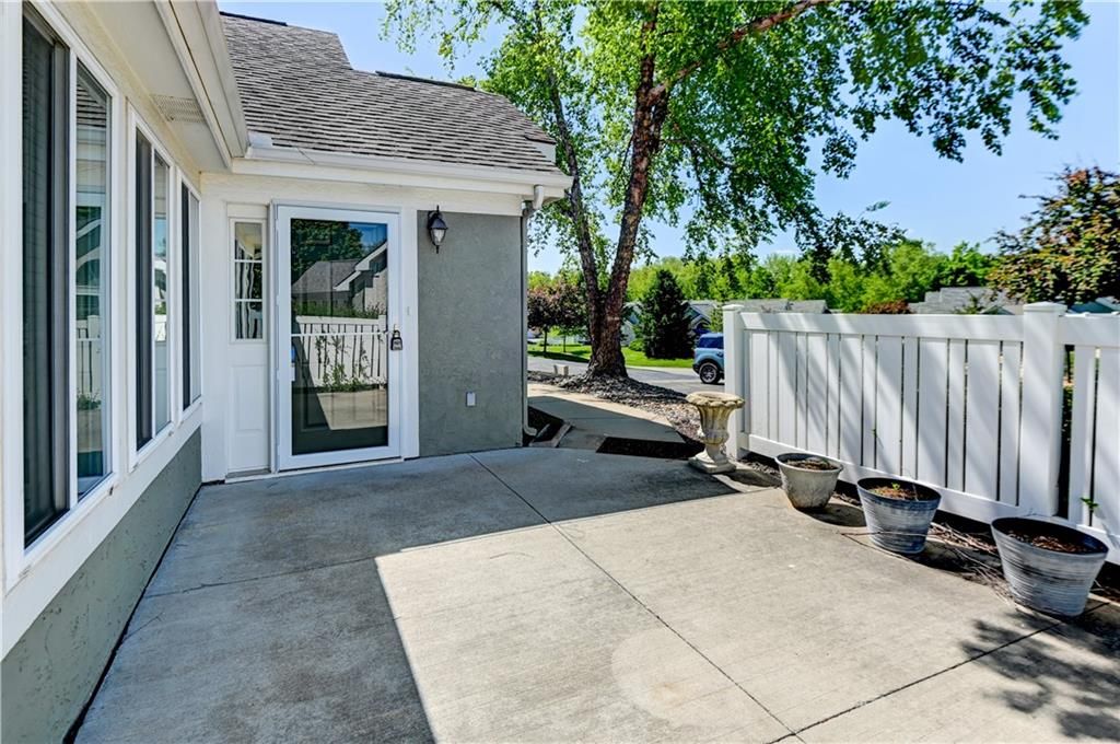 Photo of 23113 W 71st Terrace, Shawnee, KS 66227 (MLS # 2618460)