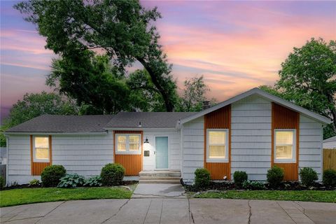 4908 W 77TH Street Prairie Village KS 66208