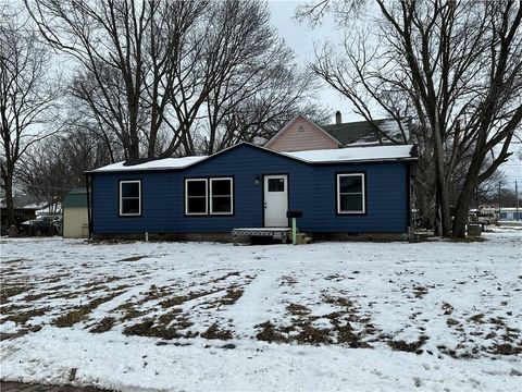738 Pacific Avenue, Osawatomie, KS 66064 - MLS#: 2523232