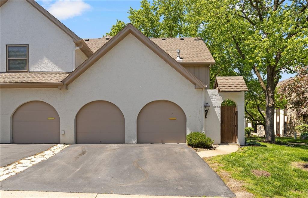6516 W 49th Street