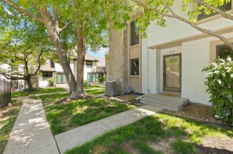 6516 W 49th Street, Mission, KS 66202 - #: 2549239