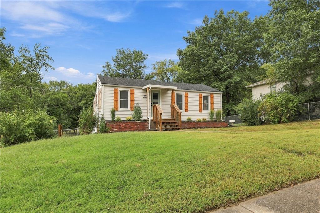 5224 England Street