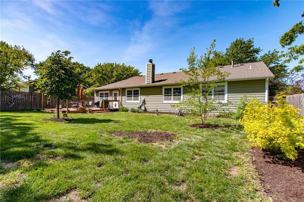 Photo of 3817 Stetson Drive, Lawrence, KS 66049 (MLS # 2632651)