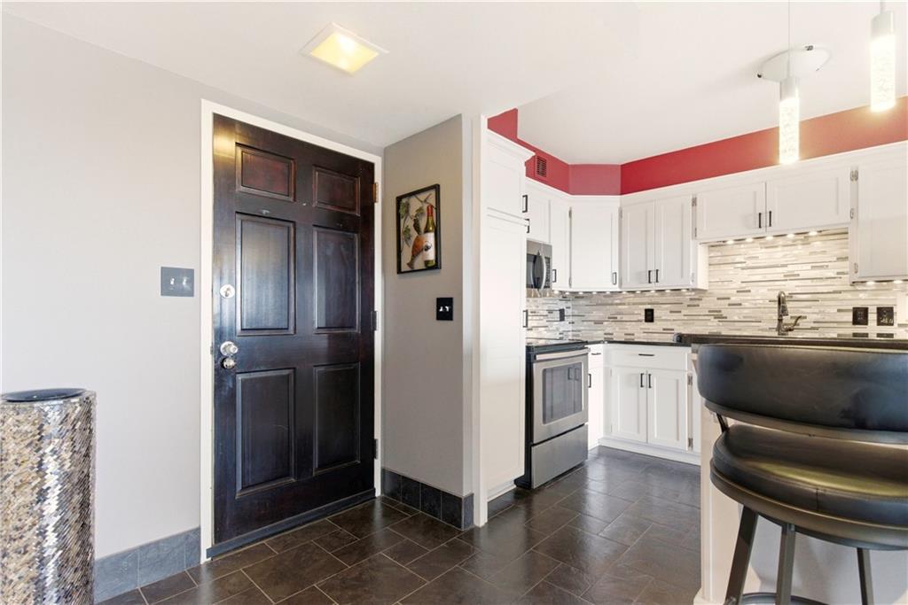 4545 Wornall Road Unit #1104 N/A