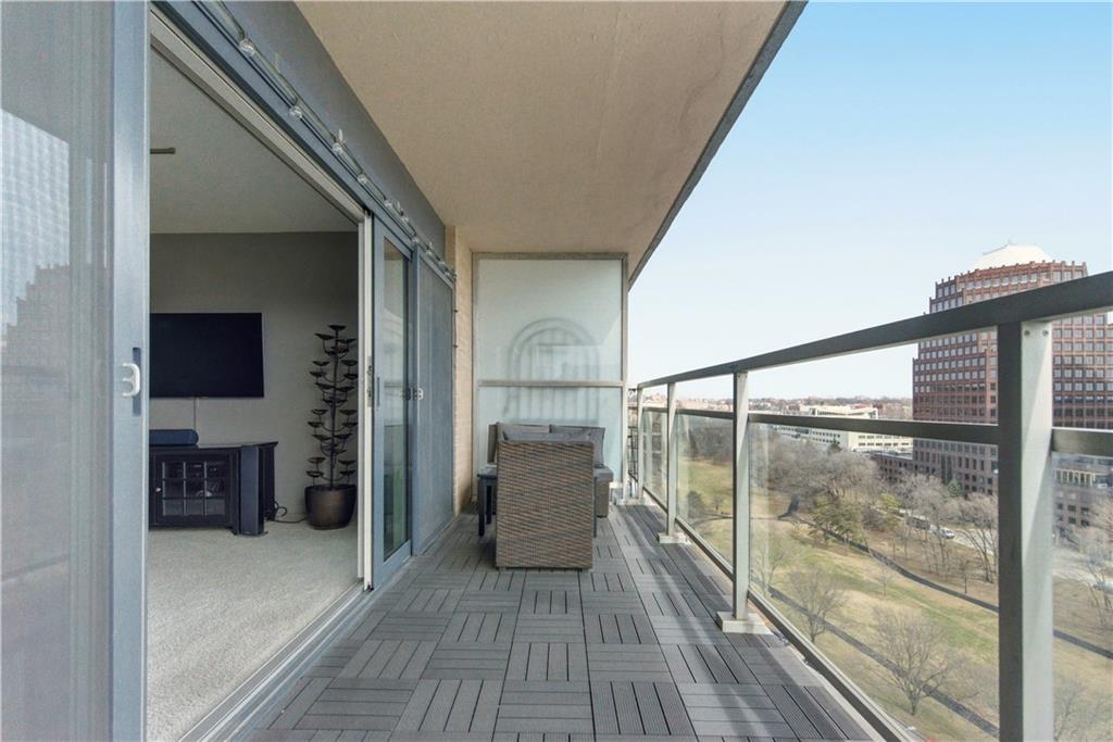 4545 Wornall Road Unit #1104 N/A