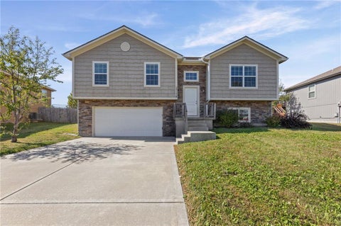 Photo of 17176 S Kill Creek Road, Gardner, KS 66030 (MLS # 2646709)