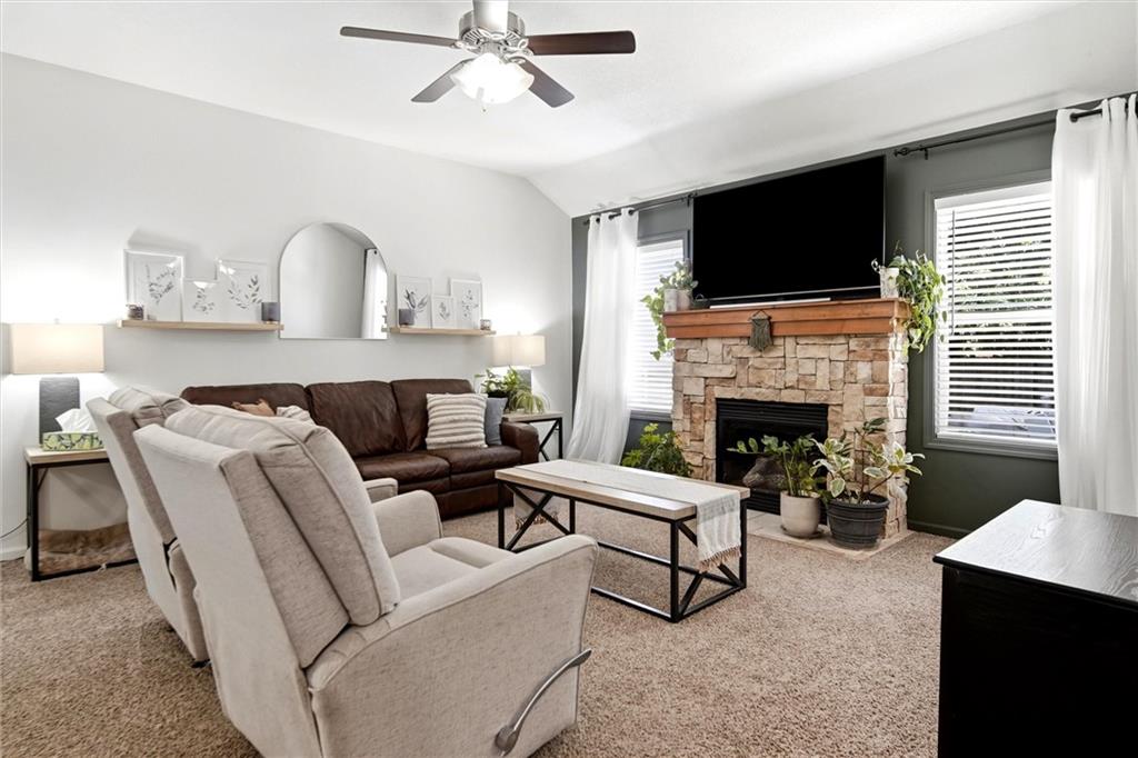 511 N Rebecca Lane