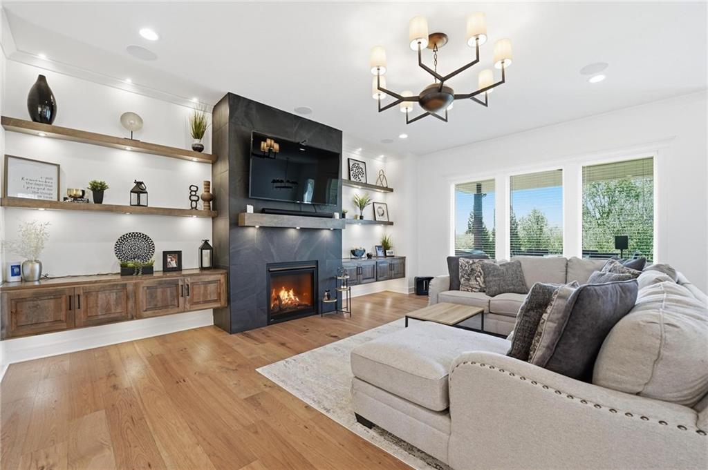 4209 NE Hideaway Drive