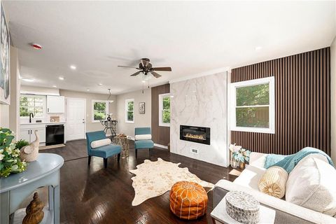 722 S Central Street, Olathe, KS 66061 - #: 2578074