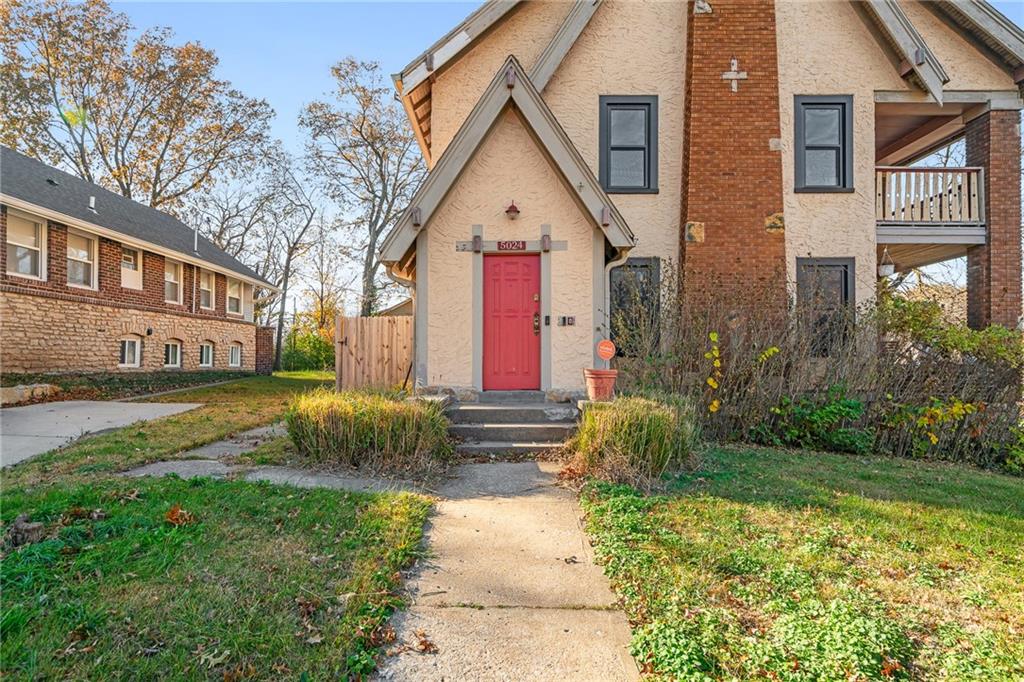 5024 Woodland Avenue