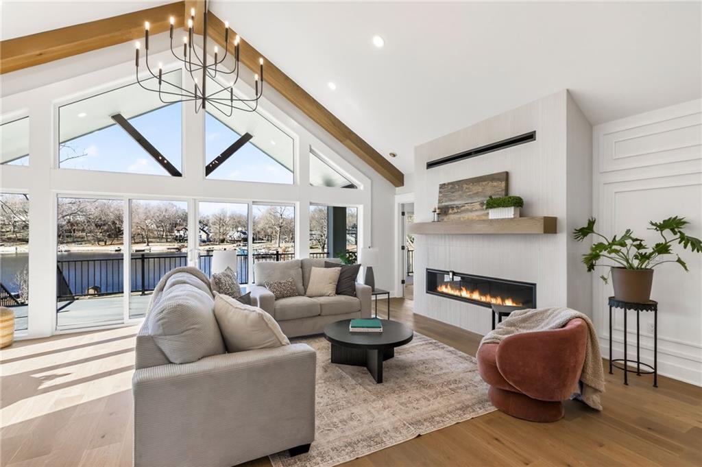 8310 NW Forest Drive