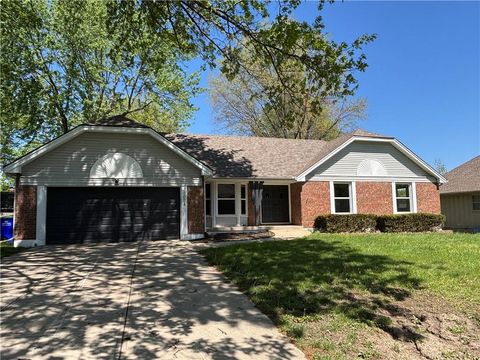 1004 3rd Terrace, Lee\'s Summit, MO 64063 - MLS#: 2603300