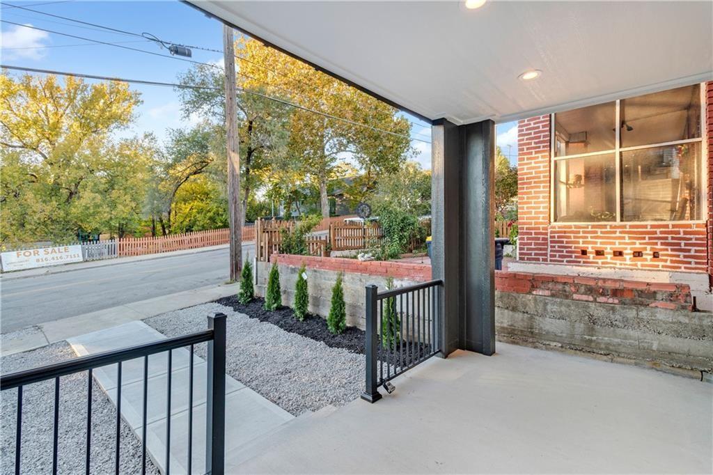2019 Summit Street