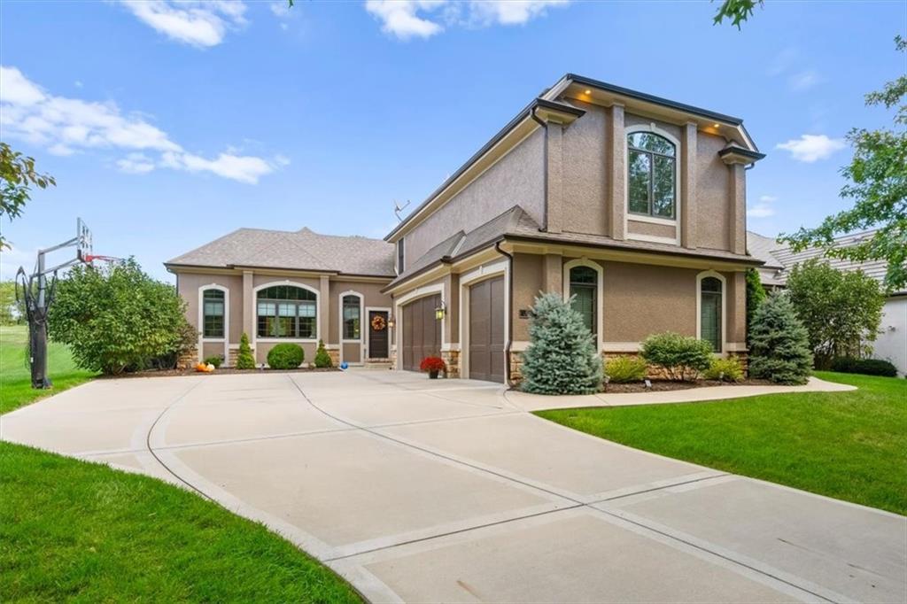 8541 N Donnelly Avenue