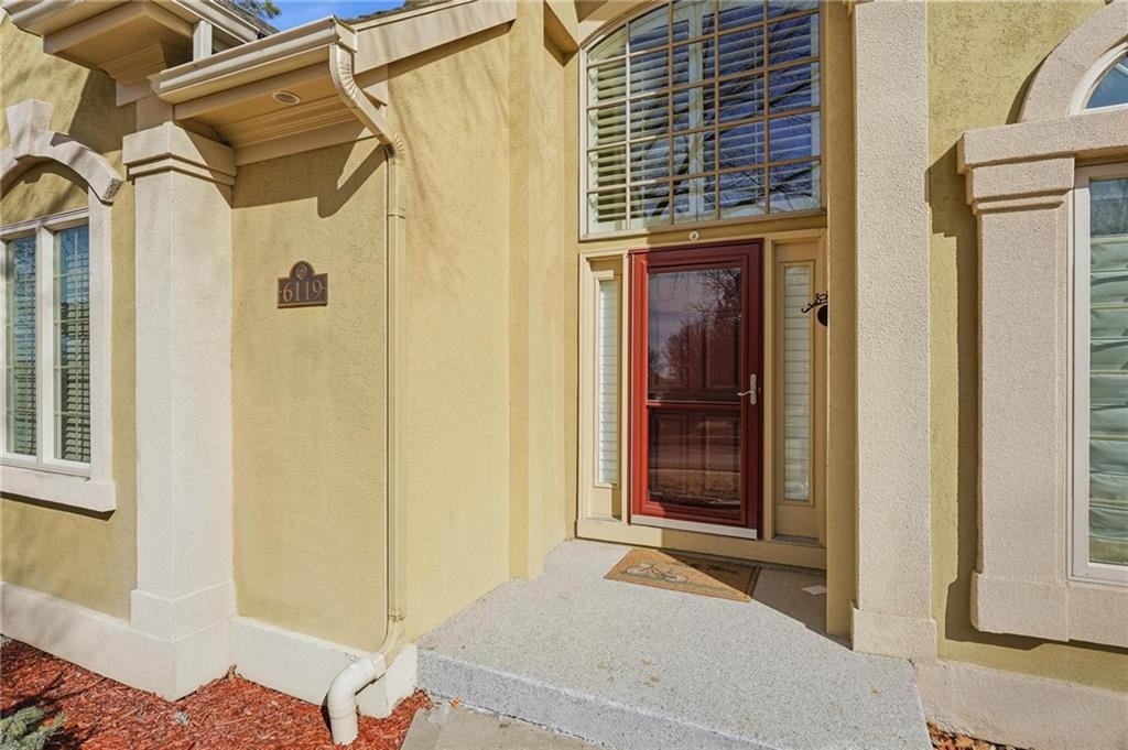 6119 S National Drive