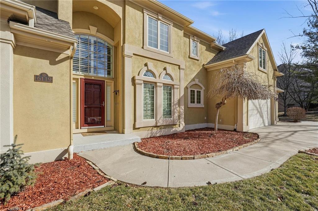 6119 S National Drive