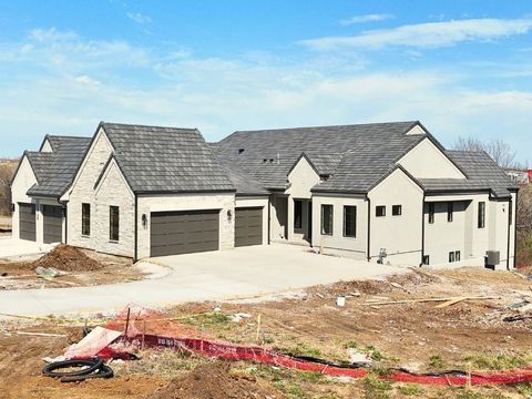 13751 Pembroke Lane, Leawood, KS 66224 - MLS#: 2569393