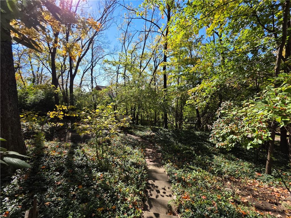 1616 Louisiana Street